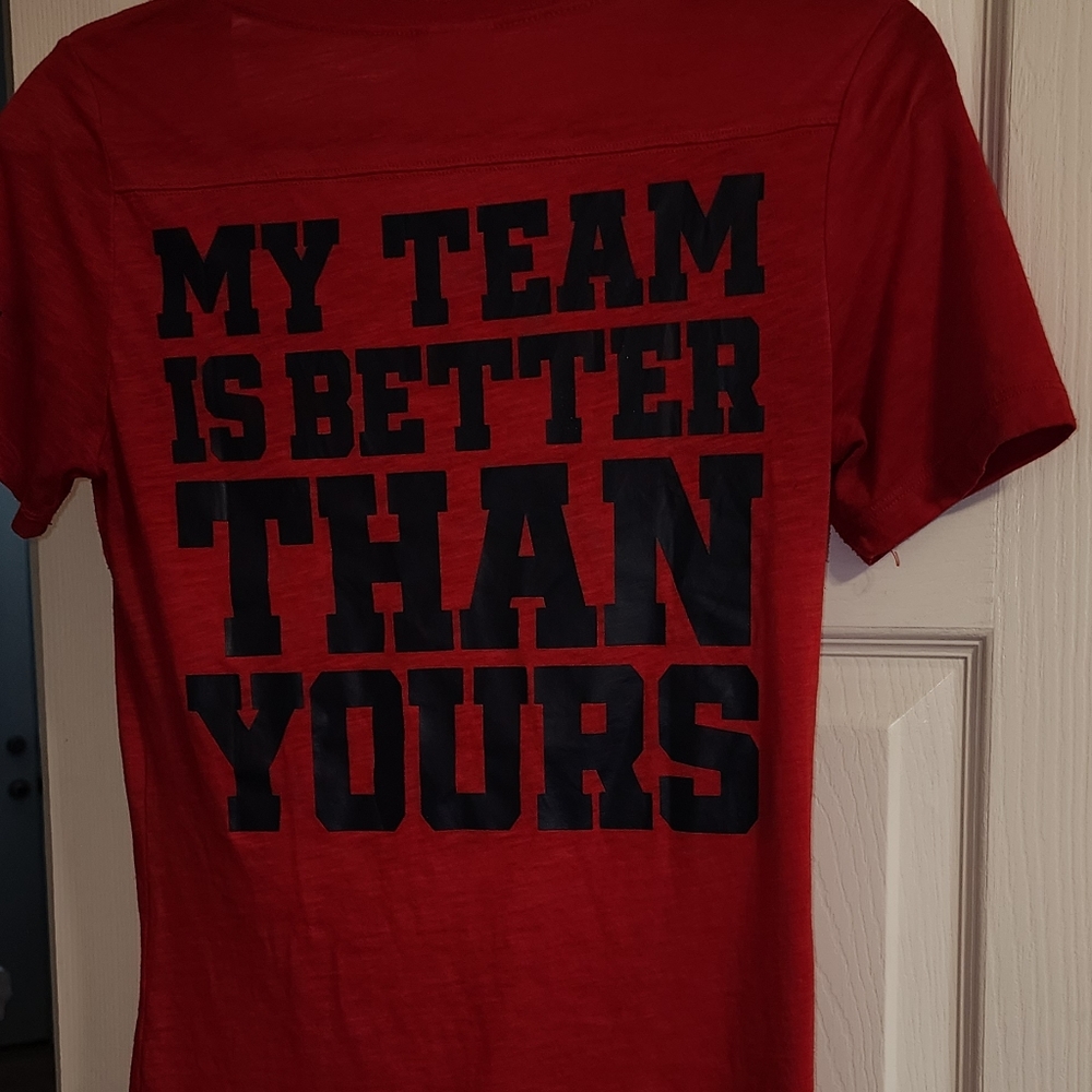 Women's New England Patriots pink t shirt